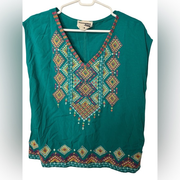 Savanna Jane Green Embroidered Sleeveless Blouse - Picture 1 of 6